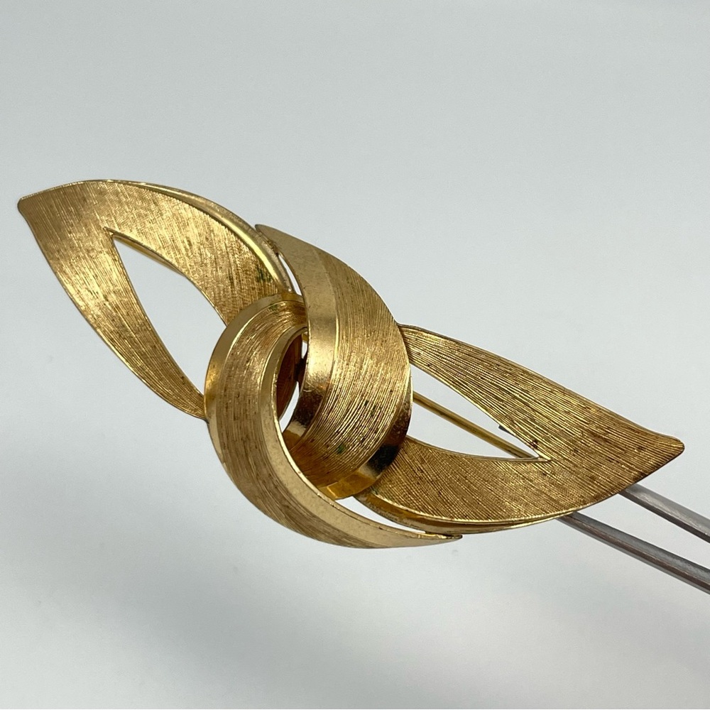 Germany Vintage 18K Yellow Gold Filled Twist Bow Statement Brooch Pin Elegant